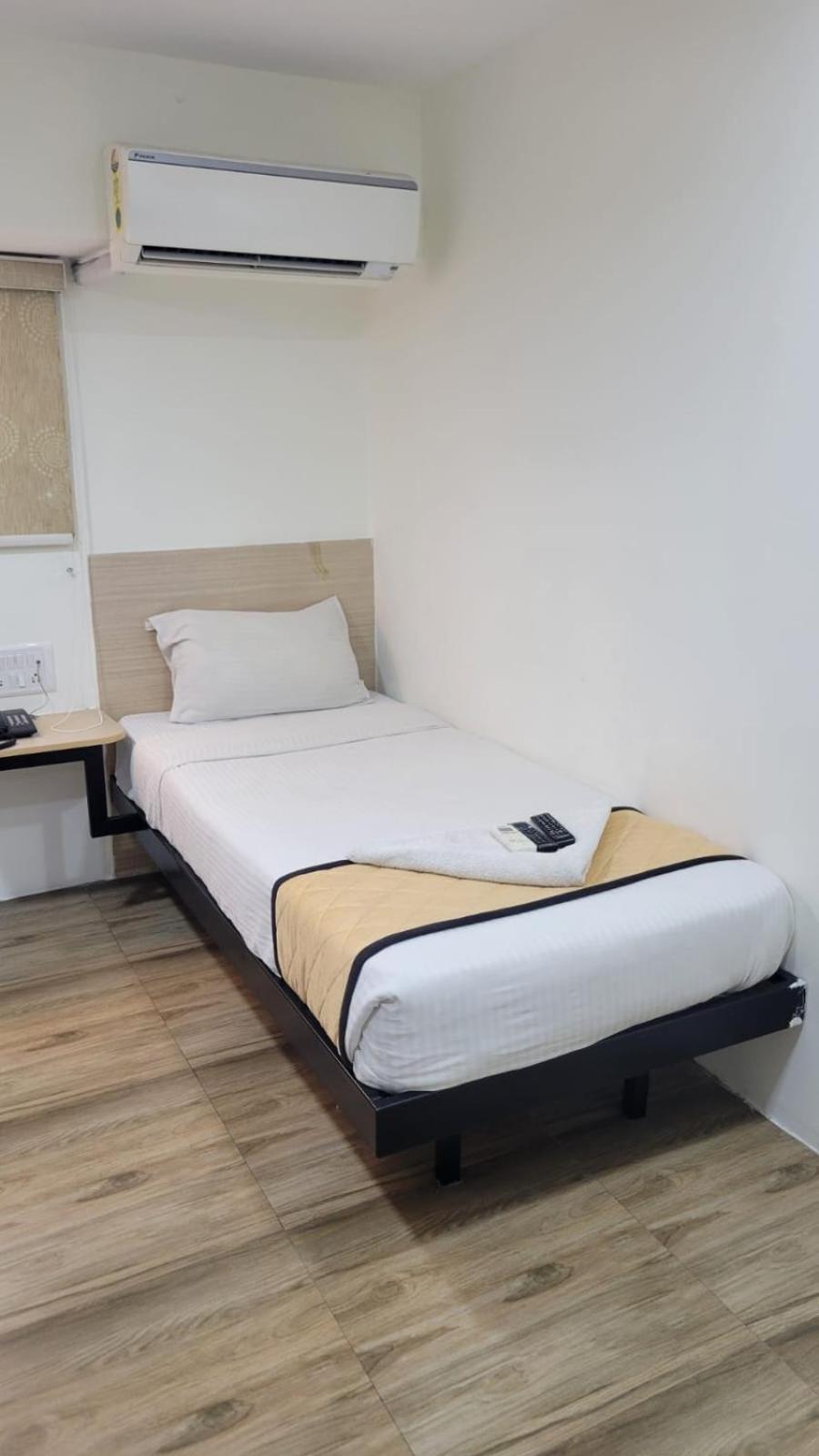 Hotel Grace Residency Chennai Airport Exterior foto