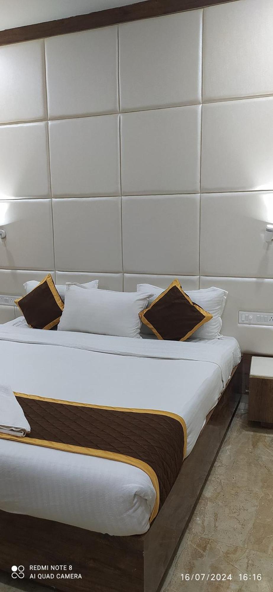 Hotel Grace Residency Chennai Airport Exterior foto