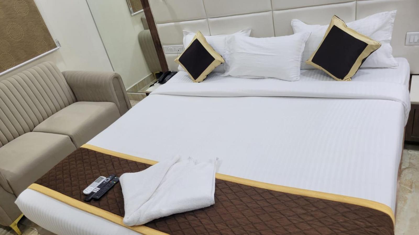 Hotel Grace Residency Chennai Airport Exterior foto